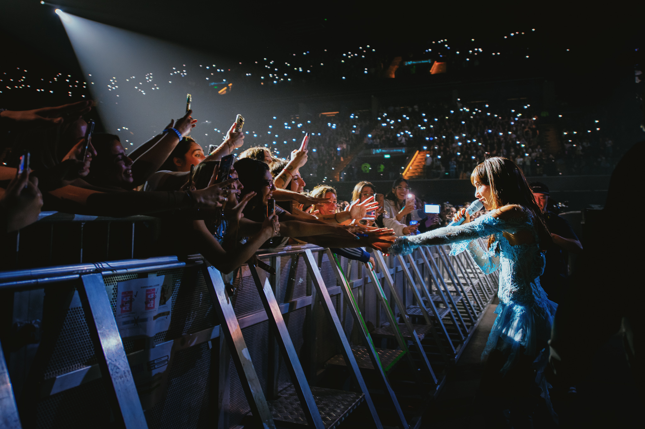 Aitana deslumbró en un primer Movistar Arena colmado y va por dos noches más