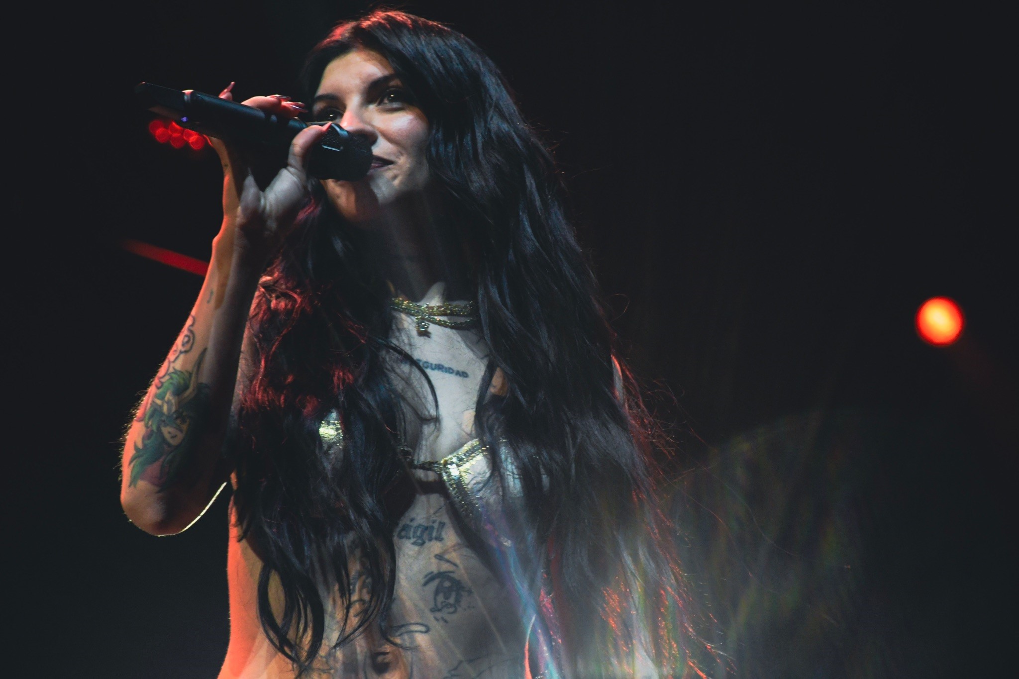 cazzu movistar arena 10