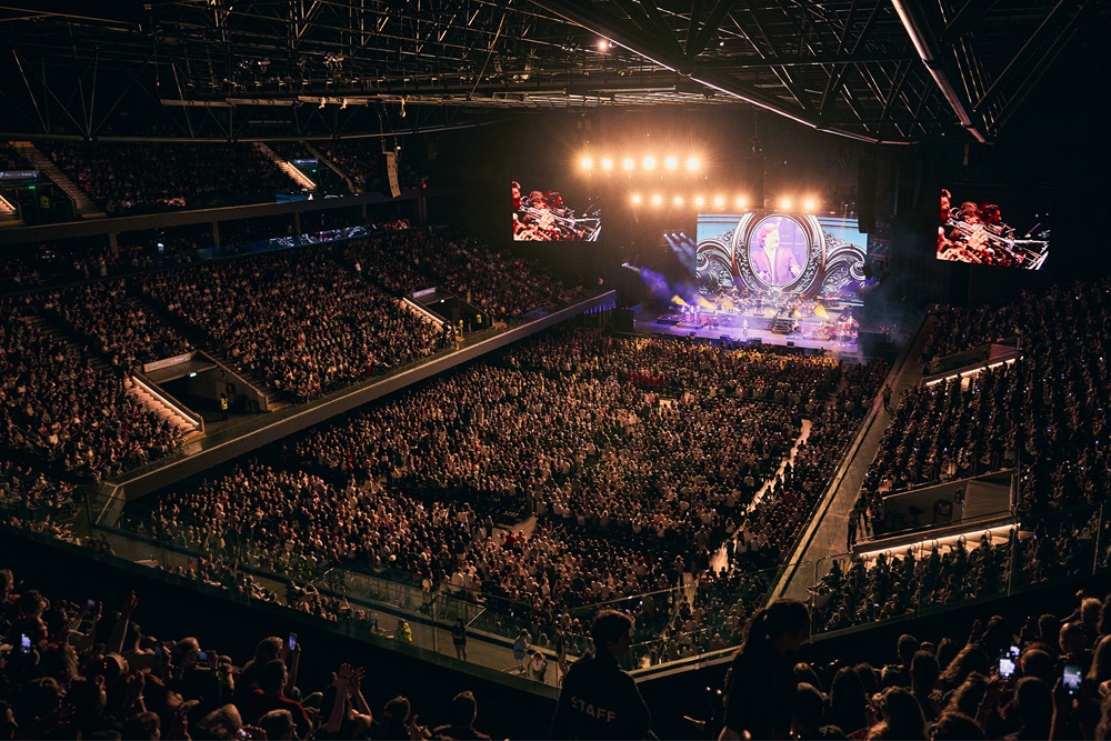 Diego Torres: Tras el éxito rotundo de sus tres conciertos sinfónicos, confirmó  su regreso al Movistar Arena en 2026