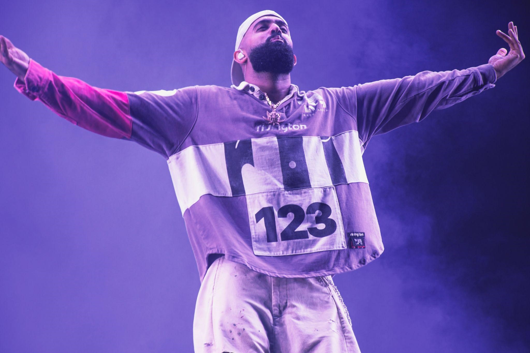 Eladio Carrión encendió Buenos Aires con un show demoledor