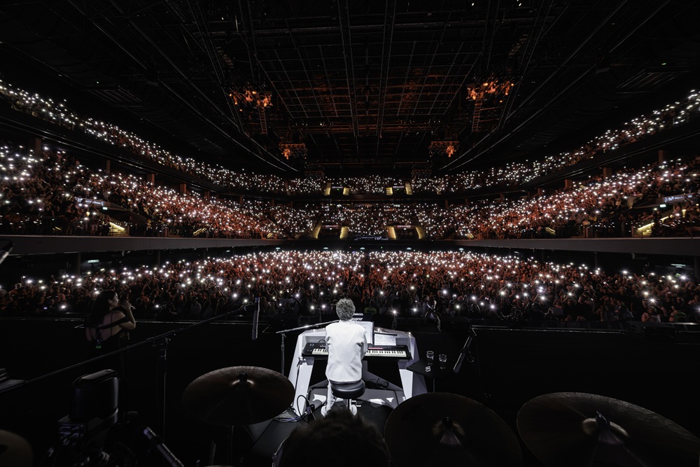 Fito Paez brilló en un Movistar Arena repleto y anunció una nueva fecha el 20 de mayo