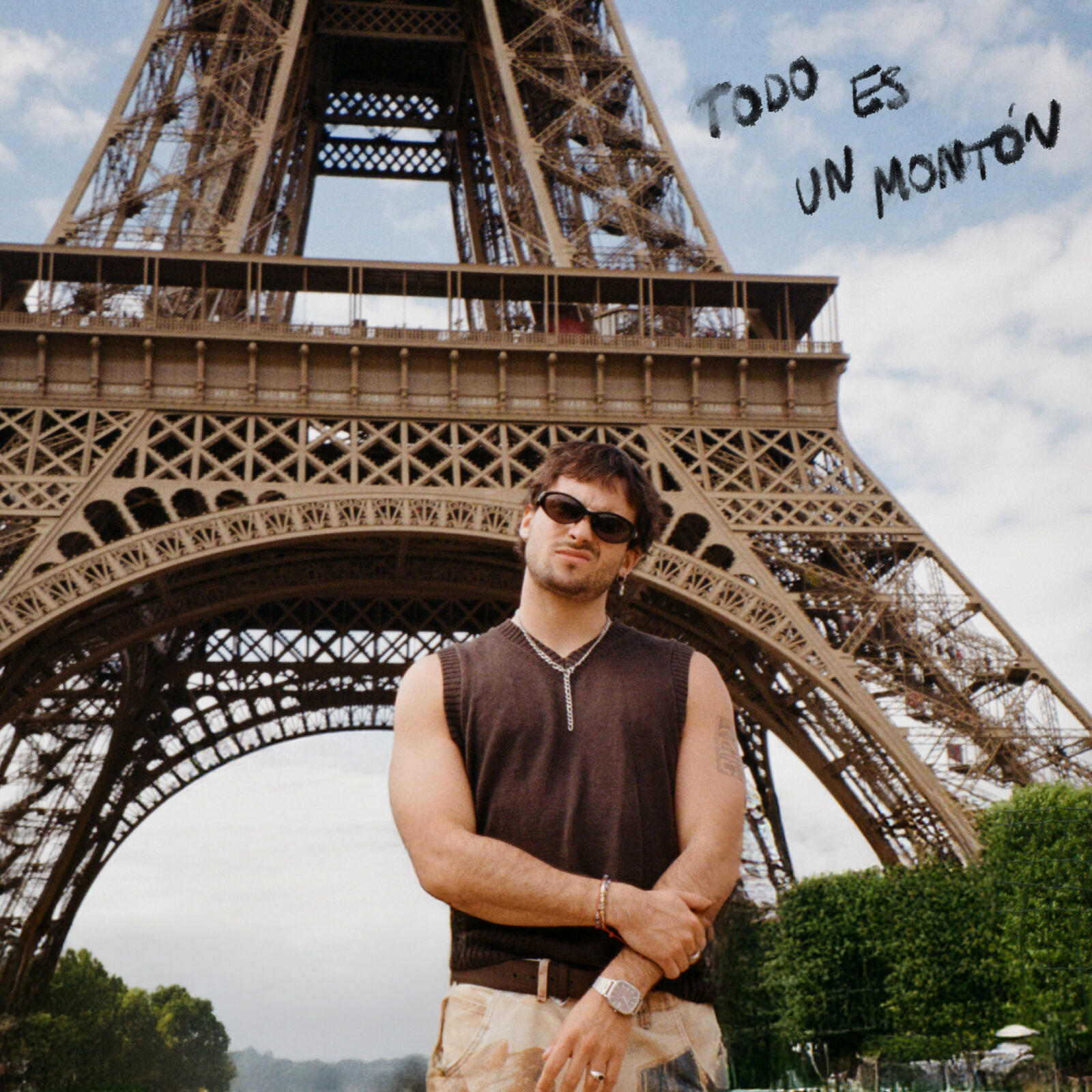 Franco Rizzaro estrena su nuevo single "Todo es un Montón"