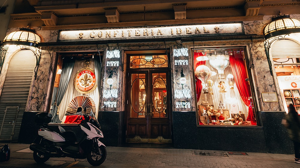 CONFITERIA IDEAL 4