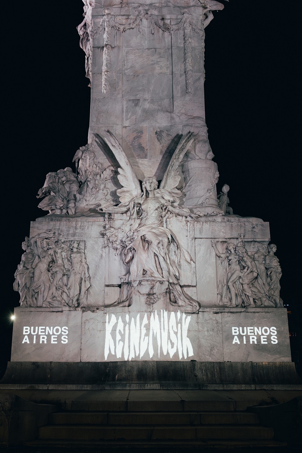 Keinemusik ilumina Buenos Aires antes de su show en Parque de la Ciudad 