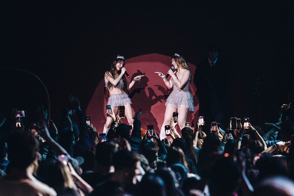 LAURA Y BRENDA 87
