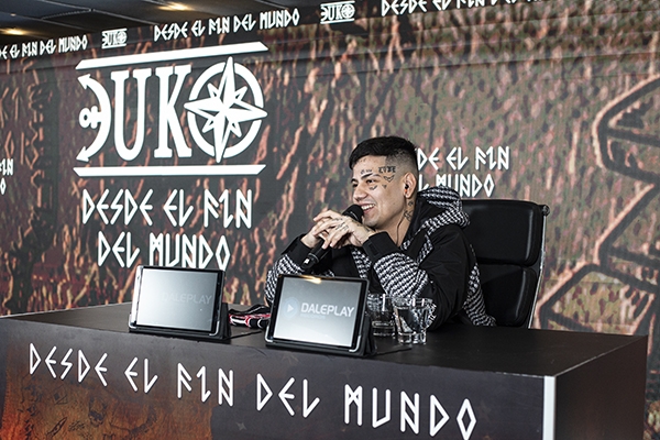 DUKI presentó ante la Prensa Nacional e Internacional su elogiado nuevo álbum: "Desde el fin del mundo"